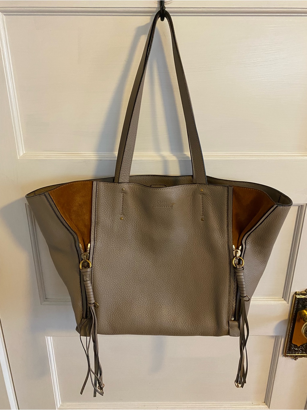 Chloe Large Milo Leather Tote